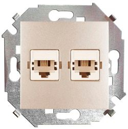 Розетка информационная Simon 15 (шампань) Розетка информационная Simon 15 (шампань)